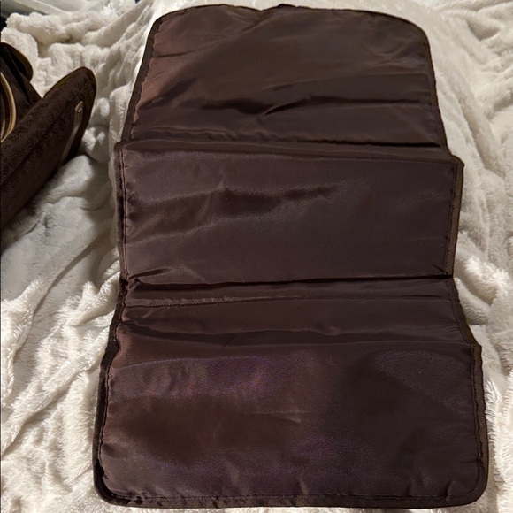 Anne Klein Diaper/Tote Bag - Picture 11 of 16